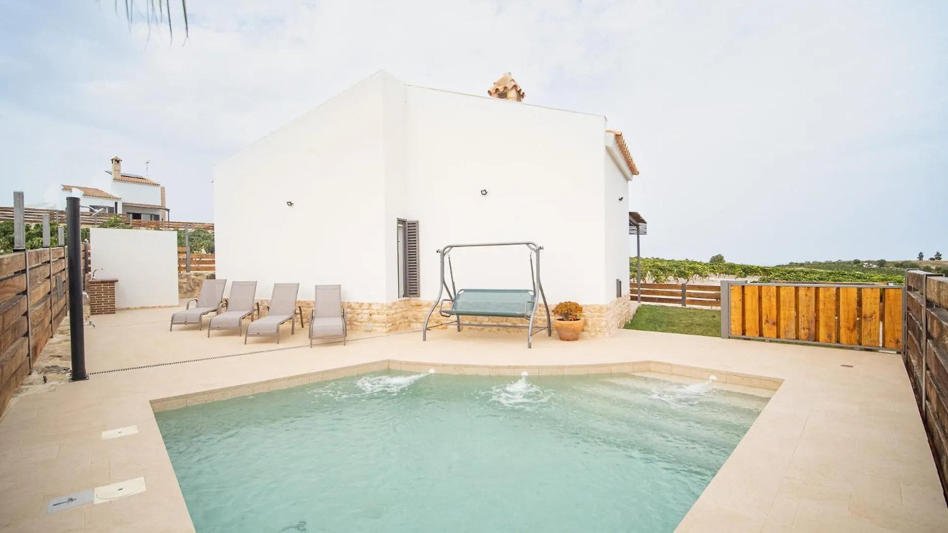 Mirador Del Guadalquivir Villa Trebujena 0*,  Spain